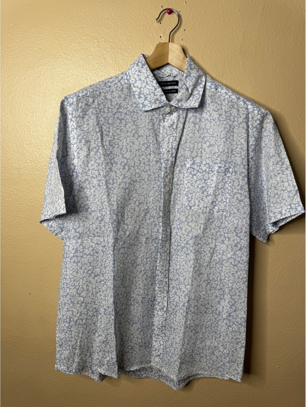 Saks Fifth Avenue Men Large NWT 100% Linen Blue White Floral Short Sleeve Shirt
